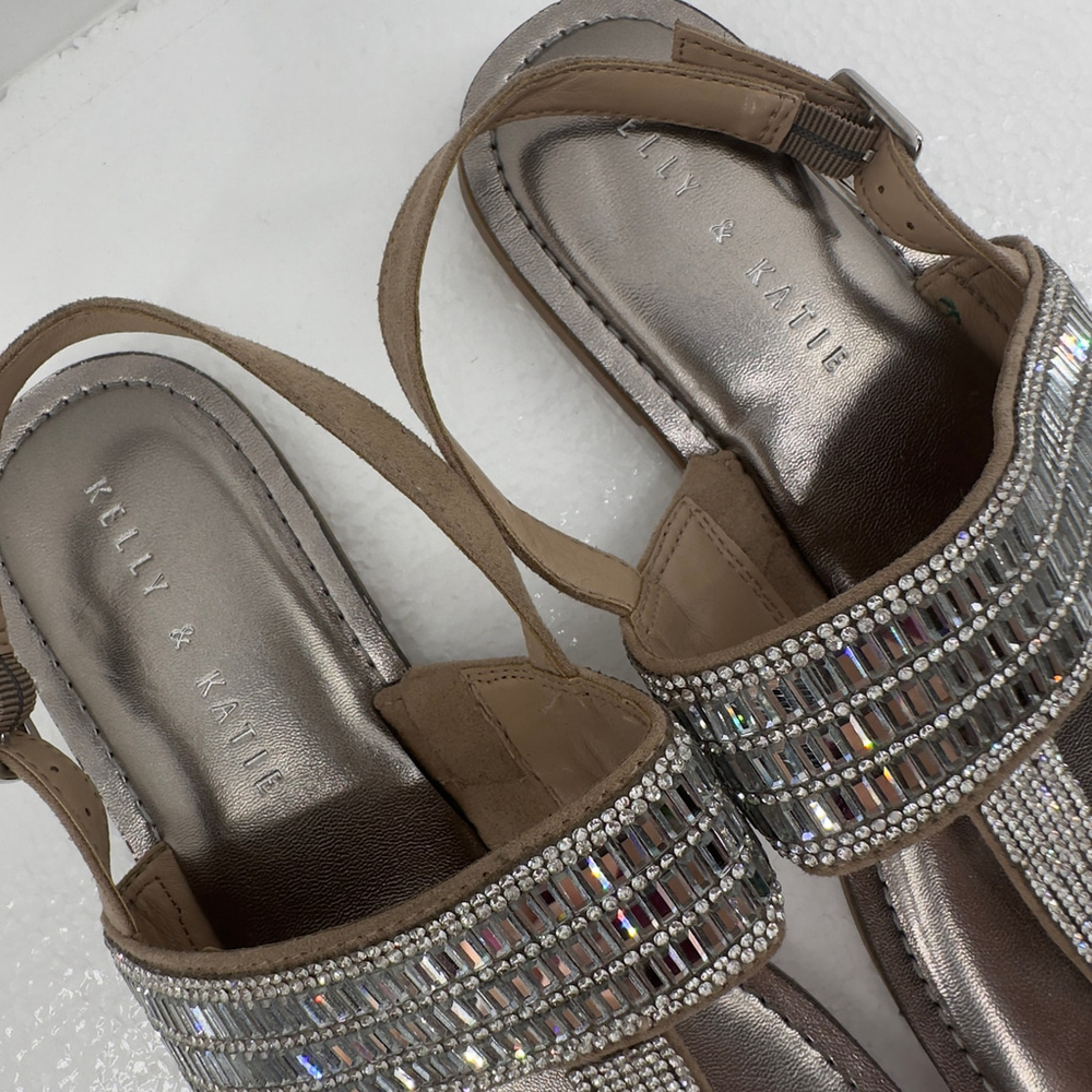 Women's 10 KELLY & KATIE Silver Pewter Embellished KK-SILVYA THONG SANDALS Shoes - Picture 4 of 8